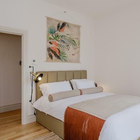 Boutique Rentals-Kihara'S Ribeira Apt With Great Views Porto Exterior foto