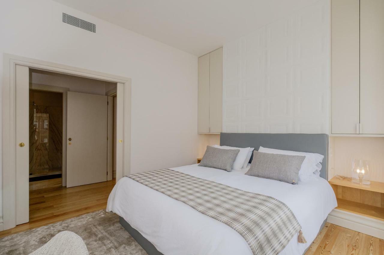 Boutique Rentals-Kihara'S Ribeira Apt With Great Views Porto Exterior foto